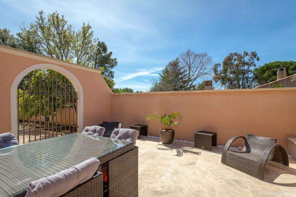 Roquebrune-Sur-Argens, Villa 2 Pieces, 4 Personnes 외부 사진